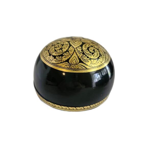 Vintage Black & Gold Lacquer Jewelry Box, Lacquer Wood Decorative Round Box - Picture 8 of 10